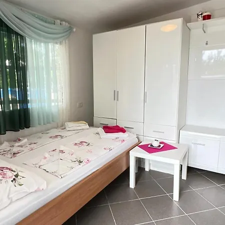 Apartman Place Rc - Pocitniska Hisa Blizu Portoroza Portoroz