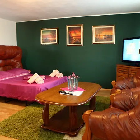 Apartman Place Rc - Pocitniska Hisa Blizu Portoroza *