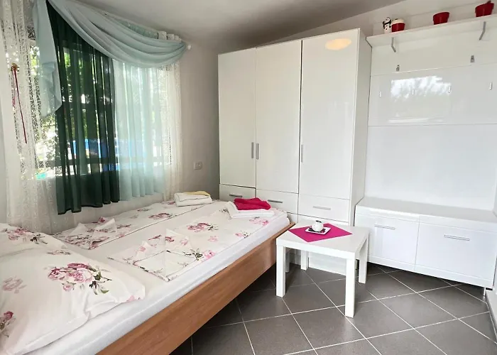 アパート Place Rc ポルトローシュ